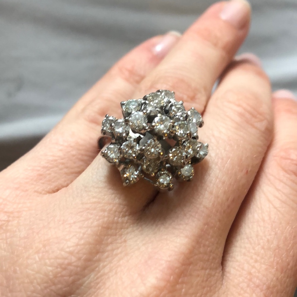 1940s-1950s vintage cocktail ring real diamonds